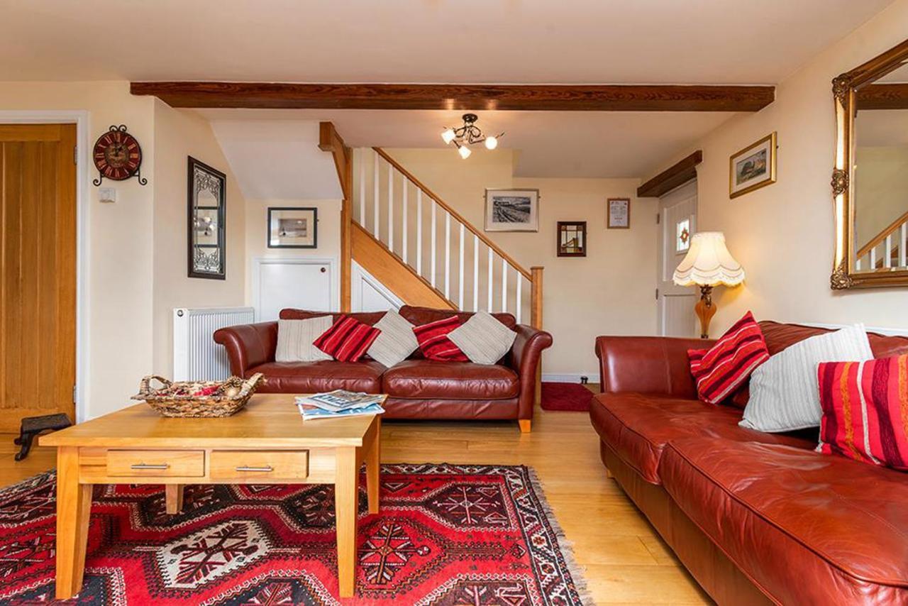 Tregarnedd Cottage แคลนเกฟนี ภายนอก รูปภาพ