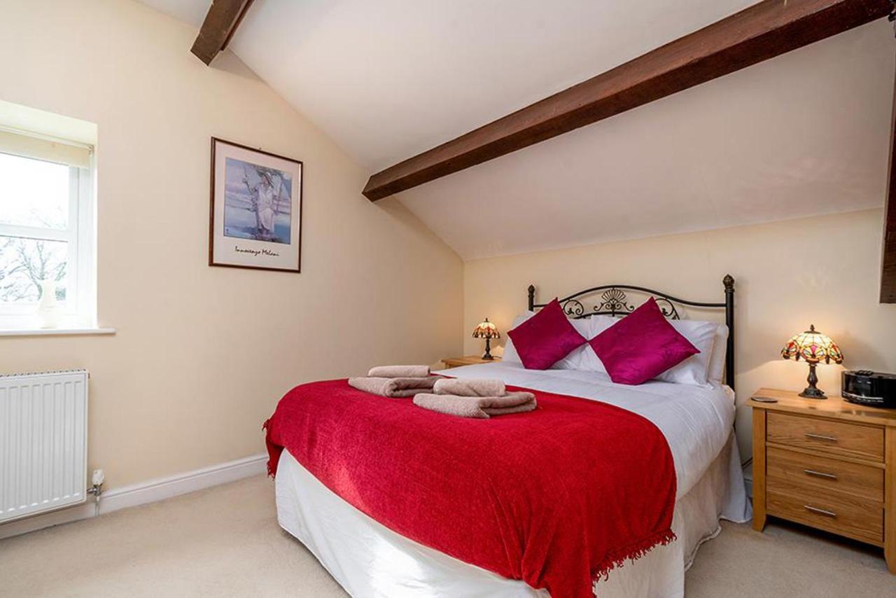 Tregarnedd Cottage แคลนเกฟนี ภายนอก รูปภาพ